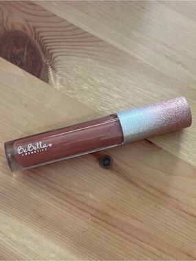 BeBella Cosmetics lip gloss in Its Complicated